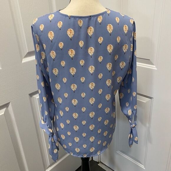 41 Hawthorn Marny Tie Sleeve Blouse Size M in Light Blue - Picture 3 of 4